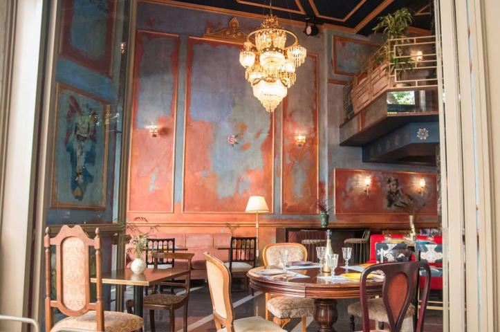 Η Αθήνα φοράει τη "Μάσκα" της Η Αθήνα φοράει τη "Μάσκα" της