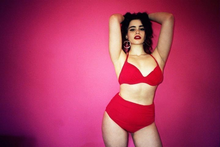 Μια... Barbie άλλο πράγμα! Αυτό το plus size model δε μπορείς να μην το αγαπήσεις