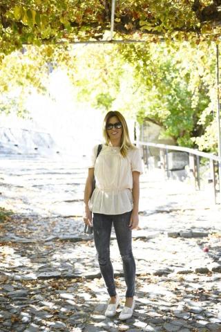 Στην Άλωνα ολοταχώς! Στην Άλωνα ολοταχώς!