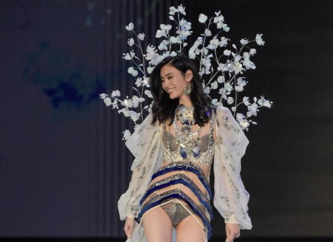 Η πτώση ενός Αγγέλου της Victoria's Secret