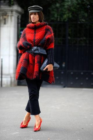 Ιδέες για να φορέσεις μια κάπα με τους πιο εντυπωσιακούς τρόπους Ιδέες για να φορέσεις μια κάπα με τους πιο εντυπωσιακούς τρόπους