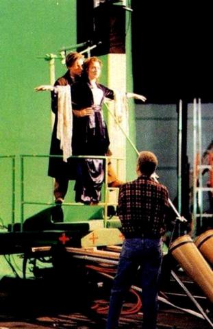 Τιτανικός: 15 φωτογραφίες – απομυθοποίηση της πιο ρομαντικής ταινίας του αιώνα