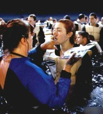 Τιτανικός: 15 φωτογραφίες – απομυθοποίηση της πιο ρομαντικής ταινίας του αιώνα