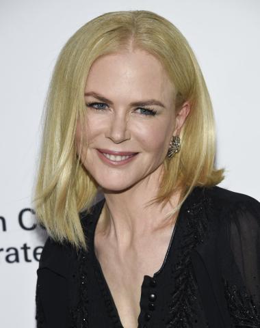 Και η Nicole Kidman υπέκυψε στο καρέ! Βαρετό θα μου πεις... 