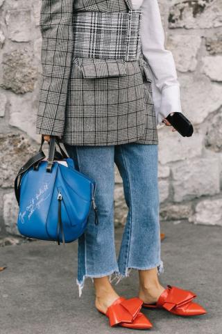 Τα flat παπούτσια που θα αντικαταστήσουν τα ψηλοτάκουνα αυτές τις γιορτές