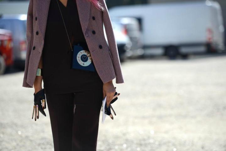 Η νέα fashion εμμονή που θα προσφέρει απλόχερα κομψότητα σε κάθε εμφάνιση