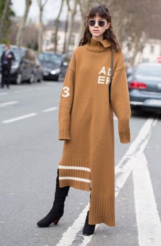 Το χειμωνιάτικο φόρεμα που μπορείς να συνδυάσεις με τα πάντα και όλες τις ώρες της ημέρας Το χειμωνιάτικο φόρεμα που μπορείς να συνδυάσεις με τα πάντα και όλες τις ώρες της ημέρας