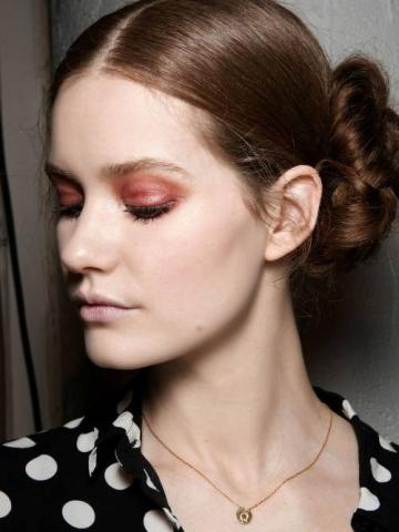 6 beauty looks που θες να δοκιμάσεις αυτά τα Χριστούγεννα