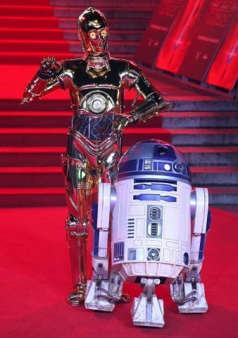 Star Wars: The Last Jedi: Η Λονδρέζικη πρεμιέρα και οι stars που παραβρέθηκαν