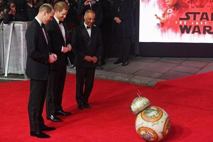 Star Wars: The Last Jedi: Η Λονδρέζικη πρεμιέρα και οι stars που παραβρέθηκαν