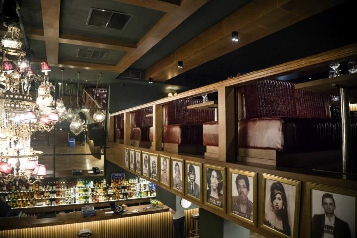 Το Rock n Roll στο Κολωνάκι επέστρεψε και αυτό αποτελεί είδηση για την Αθηναϊκή νύχτα! Το Rock n Roll στο Κολωνάκι επέστρεψε και αυτό αποτελεί είδηση για την Αθηναϊκή νύχτα!