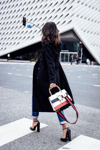 Αυτές οι handbags θα γίνουν το passepartout κομμάτι της σεζόν