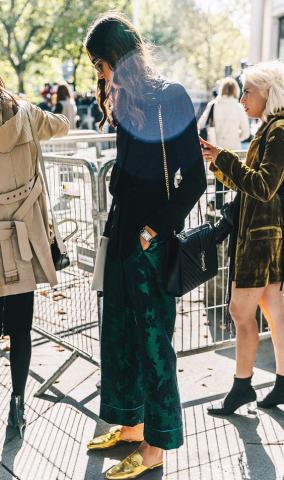 Βρες τα παπούτσια που θα κλέψουν τις εντυπώσεις αυτές τις γιορτές