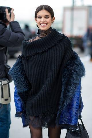 Styling tips για να φορέσεις σωστά το πουλόβερ όλες τις ώρες της ημέρες