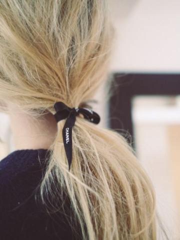 10 γιορτινά hairstyles της τελευταίας στιγμής 