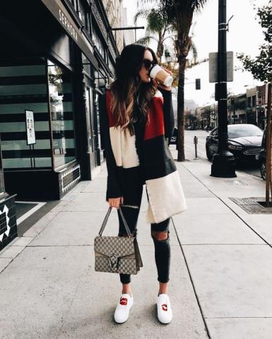 Blanket Scarf: Το απαραίτητο χειμερινό αξεσουάρ που θα προσθέσει στιλ στην εμφάνισή σου