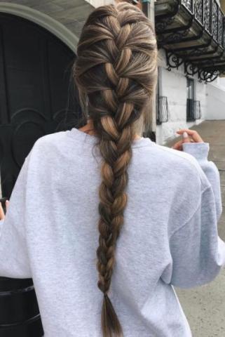 Τα hairstyles από το Pinterest που θα συνεχίσουν να σε απασχολούν το 2018 Τα hairstyles από το Pinterest που θα συνεχίσουν να σε απασχολούν το 2018