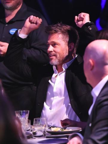 120.000 δολάρια έδωσε ο Brad Pitt για να δει Game of Thrones με την Khaleesi 