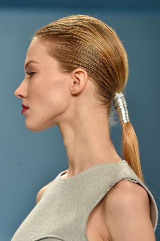 10 ponytails που μπορούν να σταθούν και για νυφικό χτένισμα 10 ponytails που μπορούν να σταθούν και για νυφικό χτένισμα