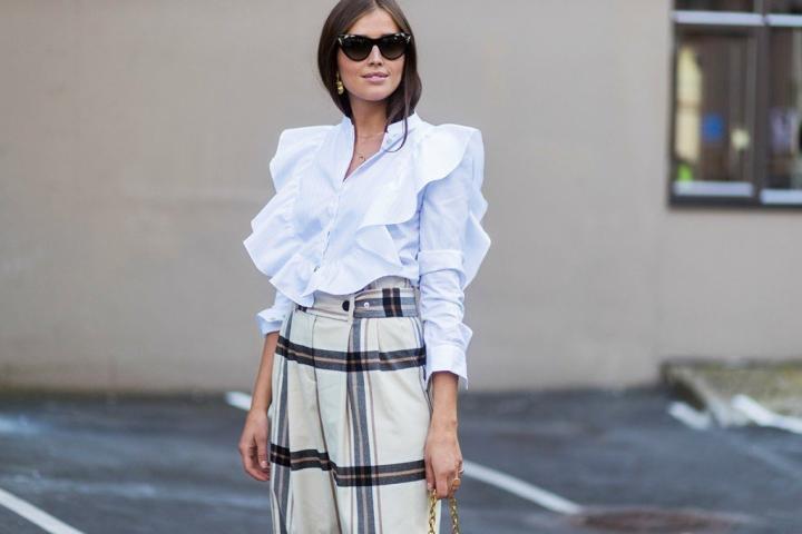 Ruffles: Φόρεσε το trend της σεζόν με τον σωστό τρόπο