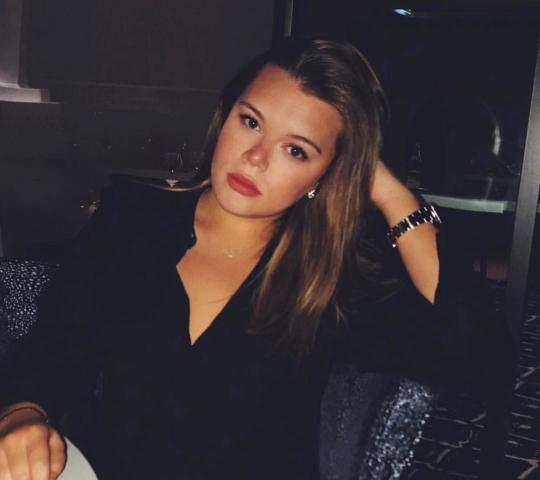 Grace Kelly: «Ξαναζεί» μέσα από την ολόιδια με εκείνη εγγονή της Grace Kelly: «Ξαναζεί» μέσα από την ολόιδια με εκείνη εγγονή της