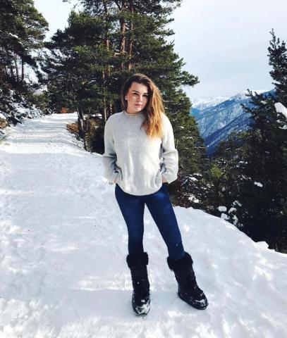 Grace Kelly: «Ξαναζεί» μέσα από την ολόιδια με εκείνη εγγονή της Grace Kelly: «Ξαναζεί» μέσα από την ολόιδια με εκείνη εγγονή της