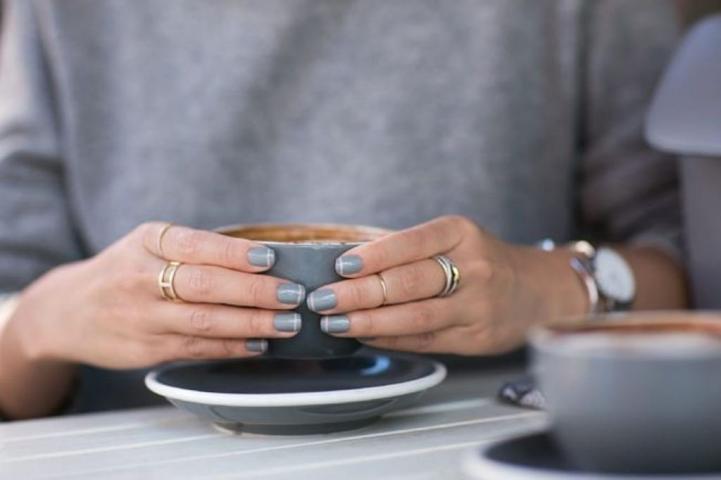 Κομψές και μίνιμαλ ιδέες για το επόμενο μανικιούρ σου Κομψές και μίνιμαλ ιδέες για το επόμενο μανικιούρ σου