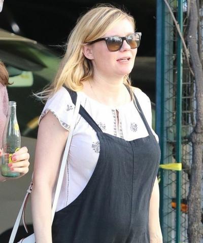 Ποια εγκυμονούσα ηθοποιό δεν αναγνωρίσαμε; Έχει φουσκώσει πολύ! Ποια εγκυμονούσα ηθοποιό δεν αναγνωρίσαμε; Έχει φουσκώσει πολύ!