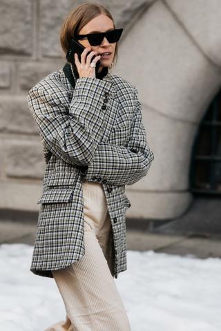 Τα βαριά παλτό κυριαρχούν στο street style στο Όσλο