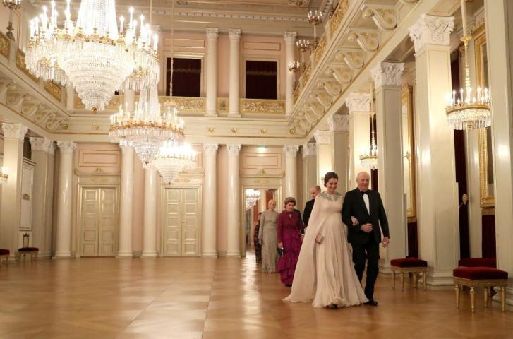 Η Kate Middleton στη βασιλικότερη των εμφανίσεών της