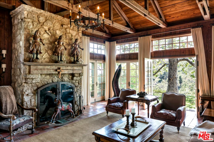 Τη βίλα του Mel Gibson με θέα τον Ειρηνικό Ωκεανό δε μπορείς να μην την ερωτευτείς Τη βίλα του Mel Gibson με θέα τον Ειρηνικό Ωκεανό δε μπορείς να μην την ερωτευτείς