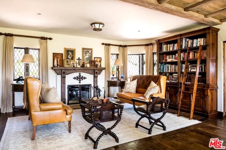 Τη βίλα του Mel Gibson με θέα τον Ειρηνικό Ωκεανό δε μπορείς να μην την ερωτευτείς Τη βίλα του Mel Gibson με θέα τον Ειρηνικό Ωκεανό δε μπορείς να μην την ερωτευτείς