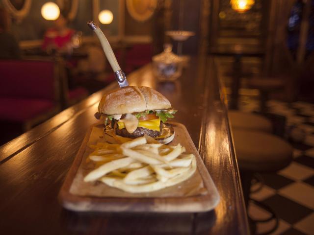 Juan Rodriguez: Γιατί το(ν) συζητάει η Αθήνα; Juan Rodriguez: Γιατί το(ν) συζητάει η Αθήνα;