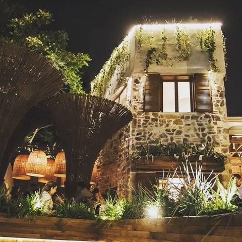 Zambri: Μια αποικία γεύσης στο κέντρο της Κηφισιάς Zambri: Μια αποικία γεύσης στο κέντρο της Κηφισιάς