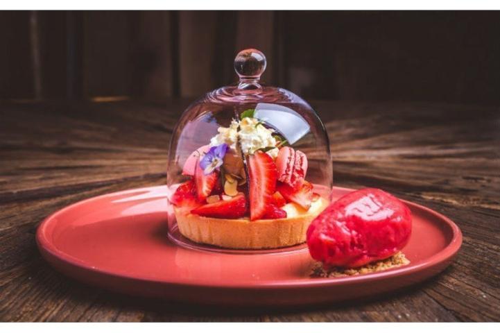 Zambri: Μια αποικία γεύσης στο κέντρο της Κηφισιάς Zambri: Μια αποικία γεύσης στο κέντρο της Κηφισιάς