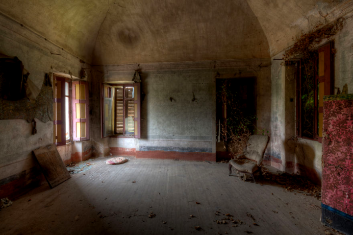 Σκέφτεσαι να αγοράσεις σπίτι; Στην Ιταλία μπορείς με 1 μόλις δολάριο! Σκέφτεσαι να αγοράσεις σπίτι; Στην Ιταλία μπορείς με 1 μόλις δολάριο!