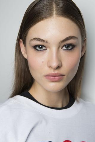 Τα makeup looks από τα spring trends που μπορείς να δοκιμάσεις από τώρα Τα makeup looks από τα spring trends που μπορείς να δοκιμάσεις από τώρα