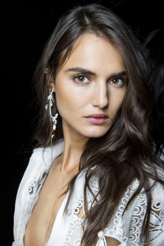 Τα makeup looks από τα spring trends που μπορείς να δοκιμάσεις από τώρα Τα makeup looks από τα spring trends που μπορείς να δοκιμάσεις από τώρα