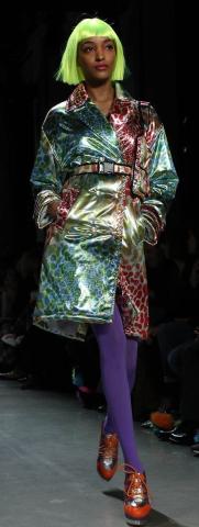 Jeremy Scott's NYFW show με Gigi Hadid, Stella Maxwell και Jasmine Tookes Jeremy Scott's NYFW show με Gigi Hadid, Stella Maxwell και Jasmine Tookes