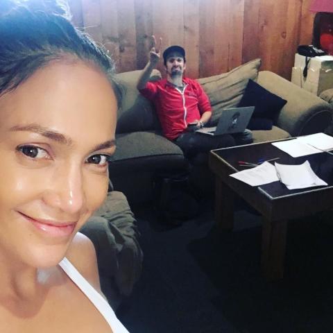 Jennifer Lopez: 10 φορές που τόλμησε να φωτογραφηθεί εντελώς αμακιγιάριστη