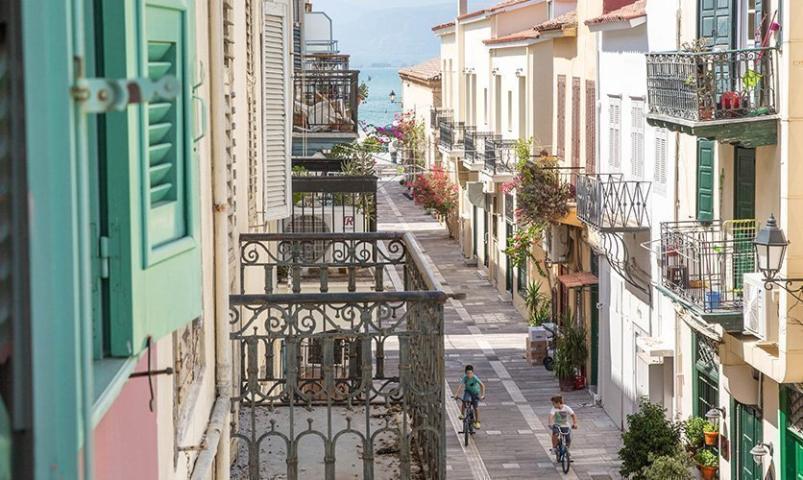 Πάμε μια βόλτα στο Ναύπλιο;