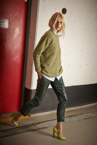 Casual sparkle: Μια από τις hot τάσεις της σεζόν που θα σε κάνει να λάμπεις στην καθημερινότητά σου Casual sparkle: Μια από τις hot τάσεις της σεζόν που θα σε κάνει να λάμπεις στην καθημερινότητά σου