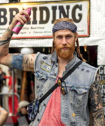 Τo «ασχημόπαπο» έχασε 50 κιλά και κατέληξε μοντέλο που λατρεύουν οι γυναίκες