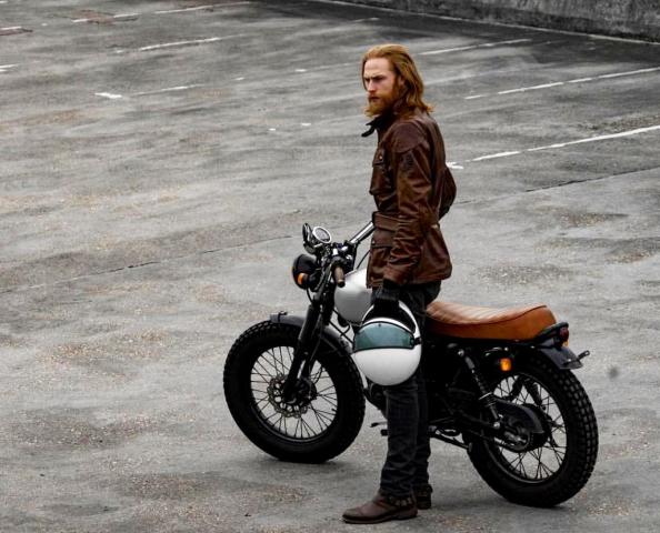 Τo «ασχημόπαπο» έχασε 50 κιλά και κατέληξε μοντέλο που λατρεύουν οι γυναίκες