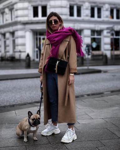 Ugly sneakers: Ιδέες για να συνδυάσεις με στιλ το πιο αμφιλεγόμενο trend της σεζόν