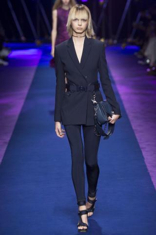 Πως θα φορέσεις το κολάν εκτός γυμναστηρίου