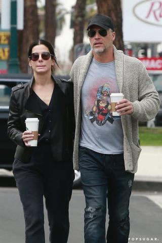 Οργιάζουν οι φήμες πως πασίγνωστη ηθοποιός παντρεύτηκε στα 53 της