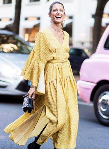 Ποιο έντονο χρώμα πρέπει να έχει η ανοιξιάτικη γκαρνταρόμπα σου; Ποιο έντονο χρώμα πρέπει να έχει η ανοιξιάτικη γκαρνταρόμπα σου;