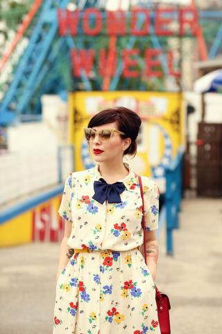 Το vintage print που θα φέρει την άνοιξη στην ντουλάπα σου Το vintage print που θα φέρει την άνοιξη στην ντουλάπα σου