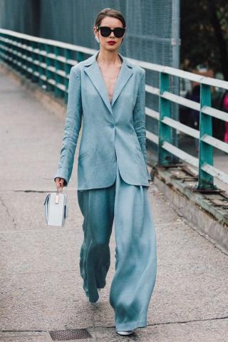 Αυτό είναι το πιο κομψό outfit που μπορείς να φορέσεις στο γραφείο την άνοιξη Αυτό είναι το πιο κομψό outfit που μπορείς να φορέσεις στο γραφείο την άνοιξη